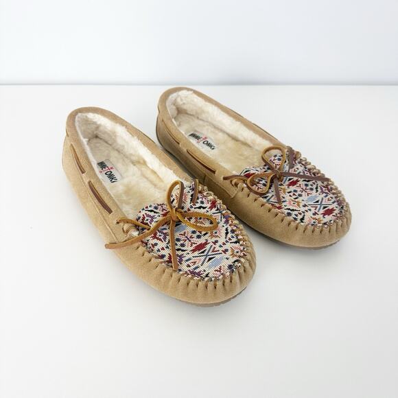 Minnetonka Womens Moccasins Slippers Faux Fur Lining Sz 10 - Picture 1 of 7